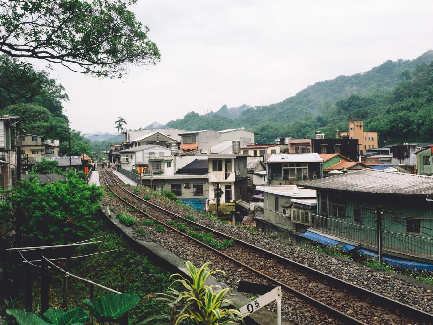 Taiwan - Shifen - Railway track