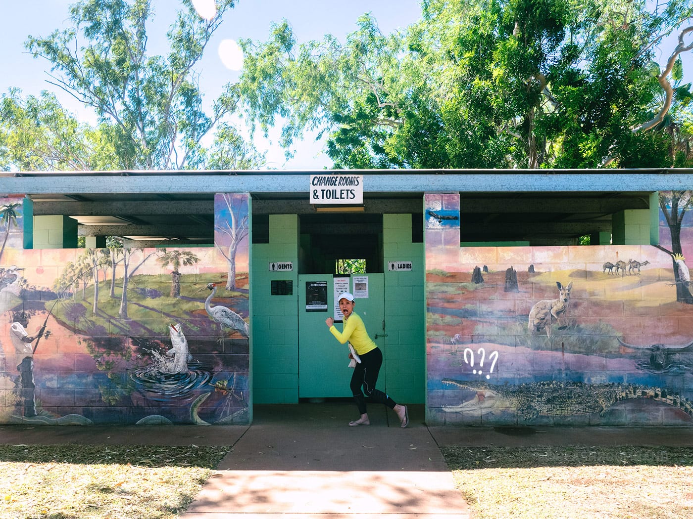 NT Australia - Mataranka - Elsey National Park toilet
